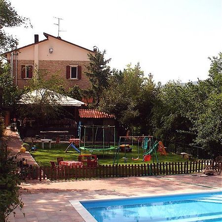 Agriturismo Ca' Isotta Castello di Serravalle Экстерьер фото